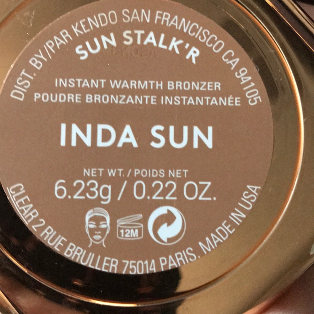 Fenty Powder - Picture 2 of 3
